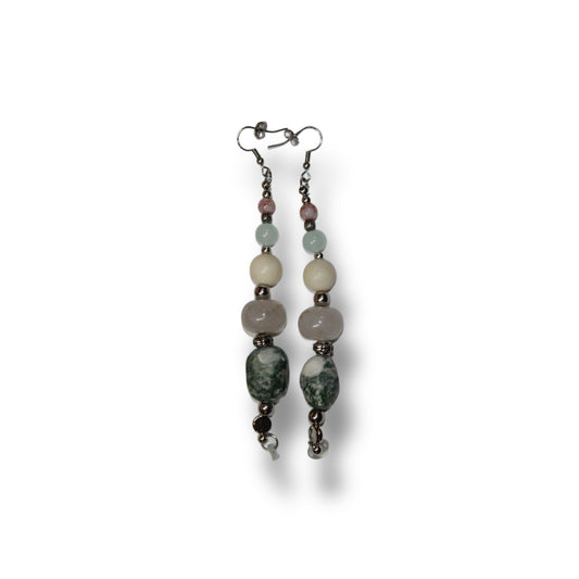 Miss Grass dangle earring